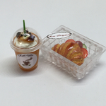 ミニチュアパンパンケーキ♡カップドリンク&サラダクロワッサン