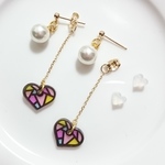 【２way】パール&ステンドグラス柄。ハートピアス。