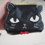 黒猫がま口　革　小物入れ　白目