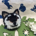 1点物黒柴犬動物ぽんぽんブローチ（1）