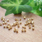 50個入り☆極小メタルビーズ♪キラキラカット　2ｍｍ
