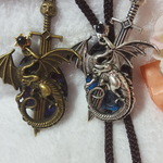 ドラゴンと剣のネックレスorループタイ
