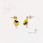お花シリーズ①ビオラのピアス