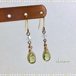 宝石質ペリドット with SWAROVSKI のピアス／イヤリング