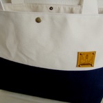 ネイビー・ベーシック☆たっぷりトートバッグ☆帆布＆本革タグ