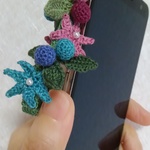 小花とベリーのイヤホンジャックアクセサリー