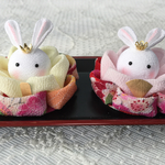 つまみ細工(アレンジつまみ)「うさびなちゃん」
