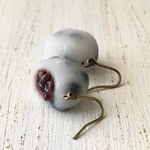 豆大福のピアス(フック式)