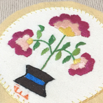 シリア刺繍のワッペン × パルメット・ベージュ made by Syrians [WT000152]
