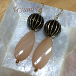 アンティークベージュピアス