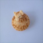 うづまき様専用ページ（まる猫ミニブローチ）
