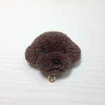 動物 ポンポンブローチ 濃い茶