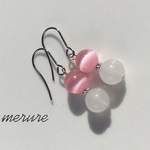 🐾プチプラ🐾さくらキャッツアイ×白翡翠のピアス★【医療用サージカルステンレス製フック】