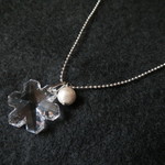 雪の結晶ネックレス（スワロフスキー）