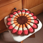 レトロでカラフルなお花円座　   yowcp