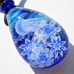 《冬のクラゲ～氷華》　ペンダント　ガラス　とんぼ玉　くらげ　雪の結晶