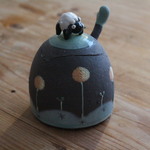 ひつじのシュガーポット(黄色のポンポン)