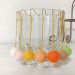 ゆらゆらフェルトボールピアス