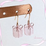 天然石ローズクォーツ🎁キューブのピアス／イヤリング