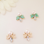 春色ビジューピアス