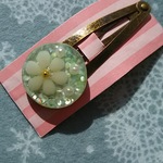 お花のパッチンピン