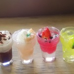 ドリンクセット ❤❤ ミニチュア  ドールハウス スイーツ ケーキ 果物  カフェ ドリンク ランチ イチゴ     