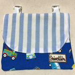 コンパクトで使いやすい移動ポケット(ティッシュケース仕様)