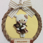 羊毛フェルトで作ったシロクマちゃんのウエルカムリース♪