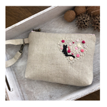 刺繍ポーチ ネコとオカメインコ 大の仲良し