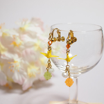 黄色い鶴と金平糖のイヤリング /ピアス