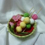 ちりめんno三色だんご