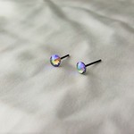 暮れなずむ楽園の煌きピアス