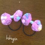 プチドットオーガンジー カラフルポンポン ヘアゴム