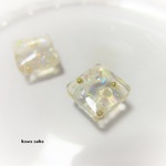 氷の中のシャボン玉　樹脂ピアス　樹脂ノンホールピアス
