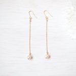 ボールチェーンピアス（コットンパール）