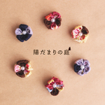 つまみ細工 ちりめん布の花