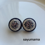 ☆刺繍☆くるみボタンのピアス