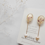 【再**販】かすみ草とモリソニアの花束ピアス