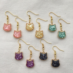 [再販]キラキラシェルの猫ピアス