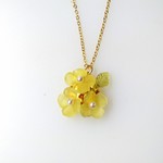 菜の花のネックレス