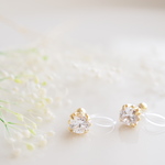 ジルコニア(5mm)♡　一粒ピアス/樹脂ノンホールピアス（イヤリング）　