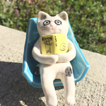 くつろぎネコとネコパンチ