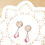 ゆらゆら桜の花びらのイヤリング