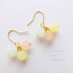小さなキャンディのピアス