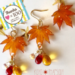 大人気!紅葉ラプソディ✴︎ピアス(イヤリング)/ガラス/プラ板/レジン/秋/冬/もみじ/ゴールド/キラキラ/和/着物/ゆらゆら揺れる/お出かけ/オレンジ/浴衣/祭/個性派/和菓子/キャンディ