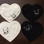 フレンチブル刺繍のハートコースター④