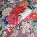 🐇紺色 京友禅 金彩 花模様 正絹緞子 丹後ちりめん No.37-3 【100cm×39cm】振袖の解き 和布 生地 はぎれ リメイク素材 silk100%