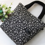 小花柄トートバック　black　（縦）