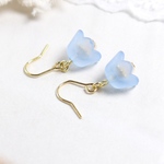 T.CY  ブルーのすずらんのピアス