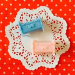 再入荷★ベビーシャワー★小さなベビーベッド★ピンク&ブルーセット【ミニチュア ドールハウス】